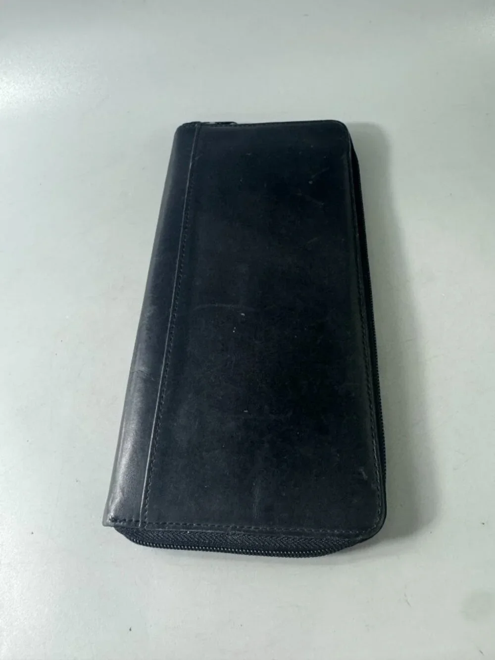 Vintage Dopp Butter Calf black leather zip-around travel organizer
